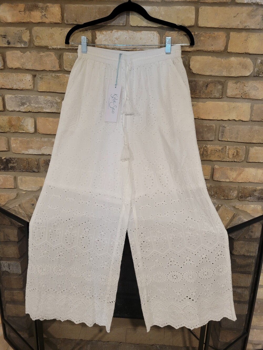 Kyla Seo White Eyelet Drawstring Wide-Leg Pants Size M New